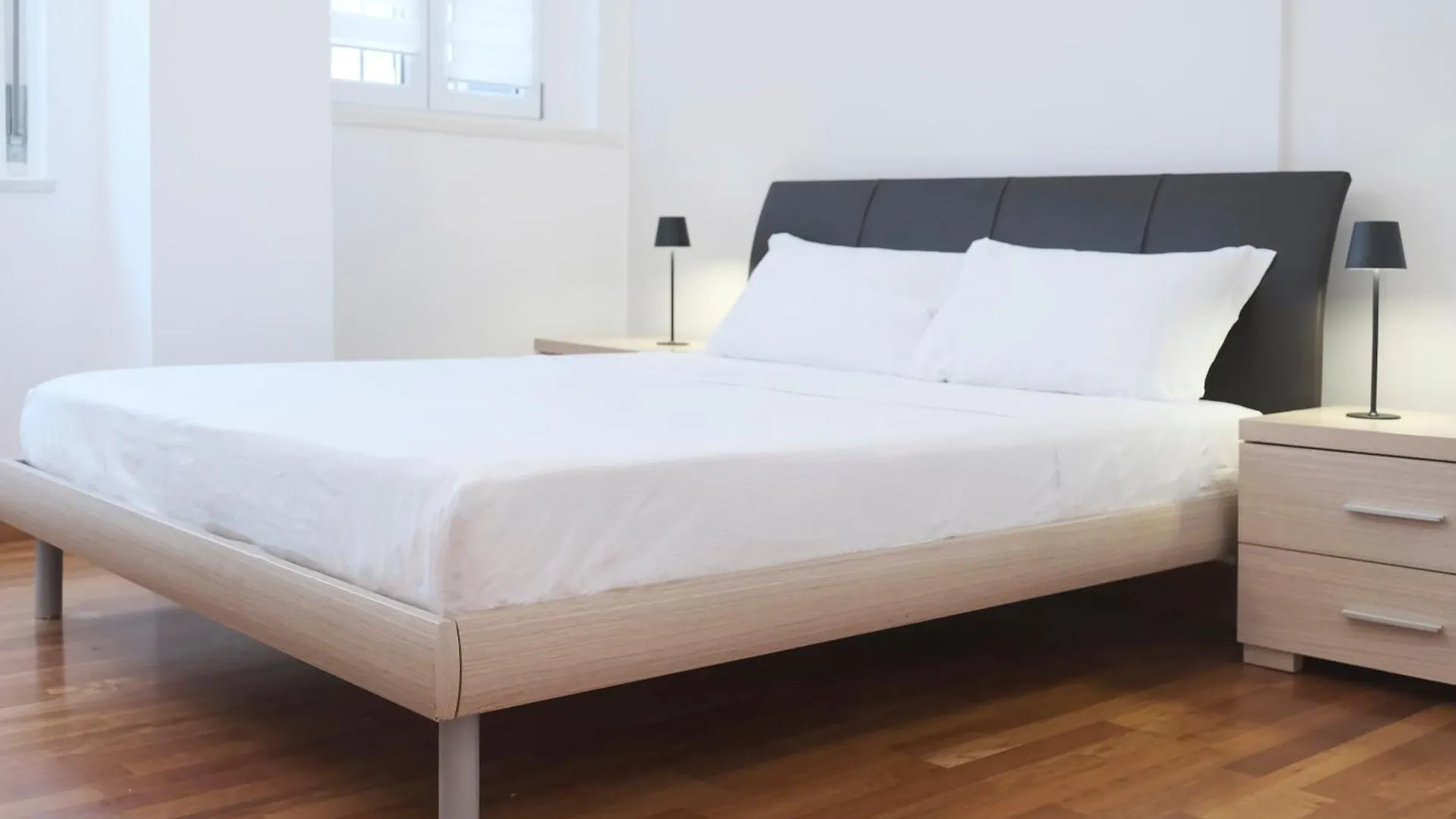 Comecasa 10 Min Walk To Duomo 2Br Family Flat Ιταλία